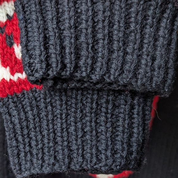 VTG 80s Heirlooms HandKnit 100% Wool Intarsia Christmas Holiday Sweater Medium - Picture 5 of 8